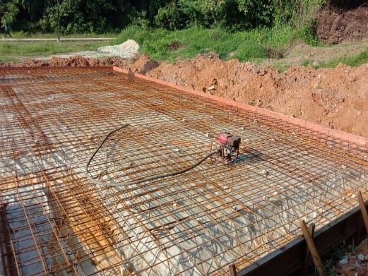 MEMBINA DAN MENYIAPKAN STRUKTUR PEJALAN KAKI DAN STOR PERUBATAN SERTA LAIN-LAIN KERJA BERKAITAN DI PUSAT KESIHATAN UNIVERSITI (PKU) UNIVERSITI TEKNIKAL MALAYSIA MELAKA (UTeM)